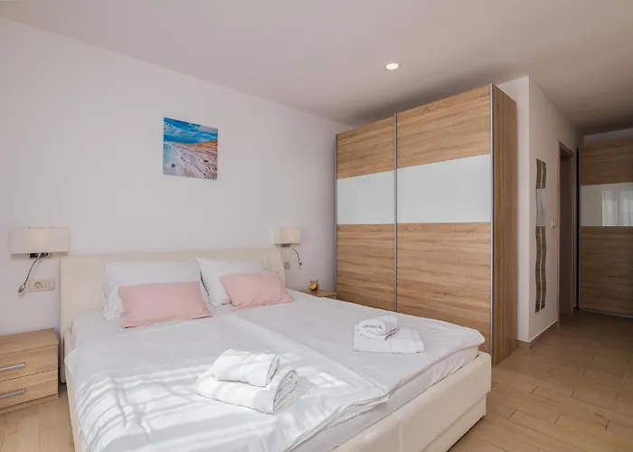 Cecilia Apartmán *
